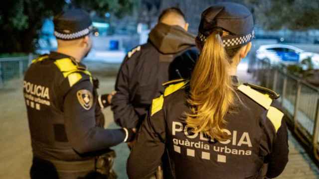 Agentes de la Guardia Urbana de Barcelona / GUB