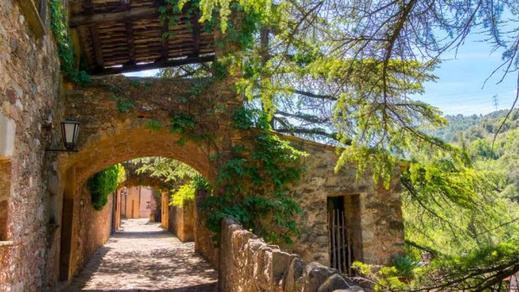 Parque natural de Sant Llorenç del Munt i l'Obac / MASIA CASAJOANA