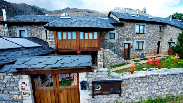 Casas rurales entre Babia y la Luna (Villafeliz de Babia, León)