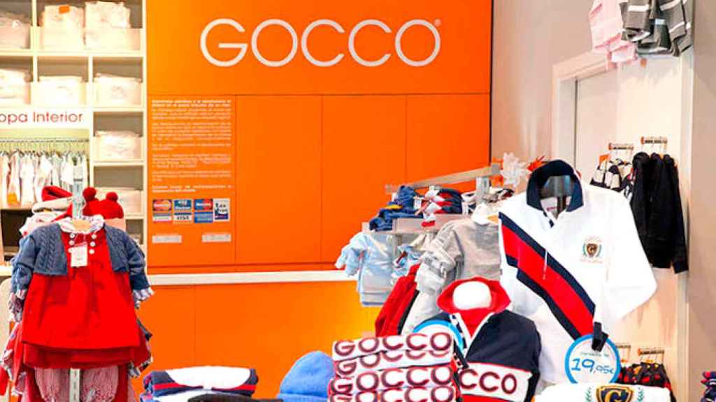 Escaparate de una de las tiendas de ropa para niños Gocco / CG