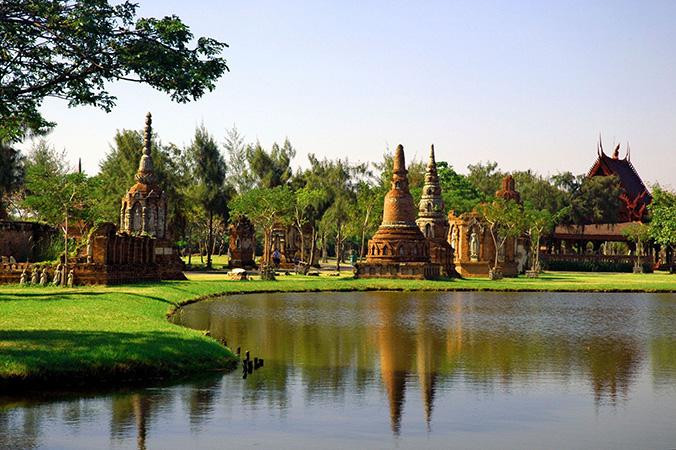 Ancient City en Samut Prakan / BOOKING