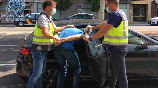 La Policía Nacional arresta a un hombre / EP