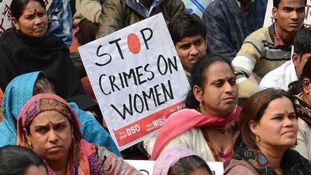 Una foto de archivo de una protesta contra los crímenes contra las mujeres en la India