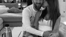 Messi y Antonella Roccuzzo se muestran muy enamorados en sus redes sociales / INSTAGRAM