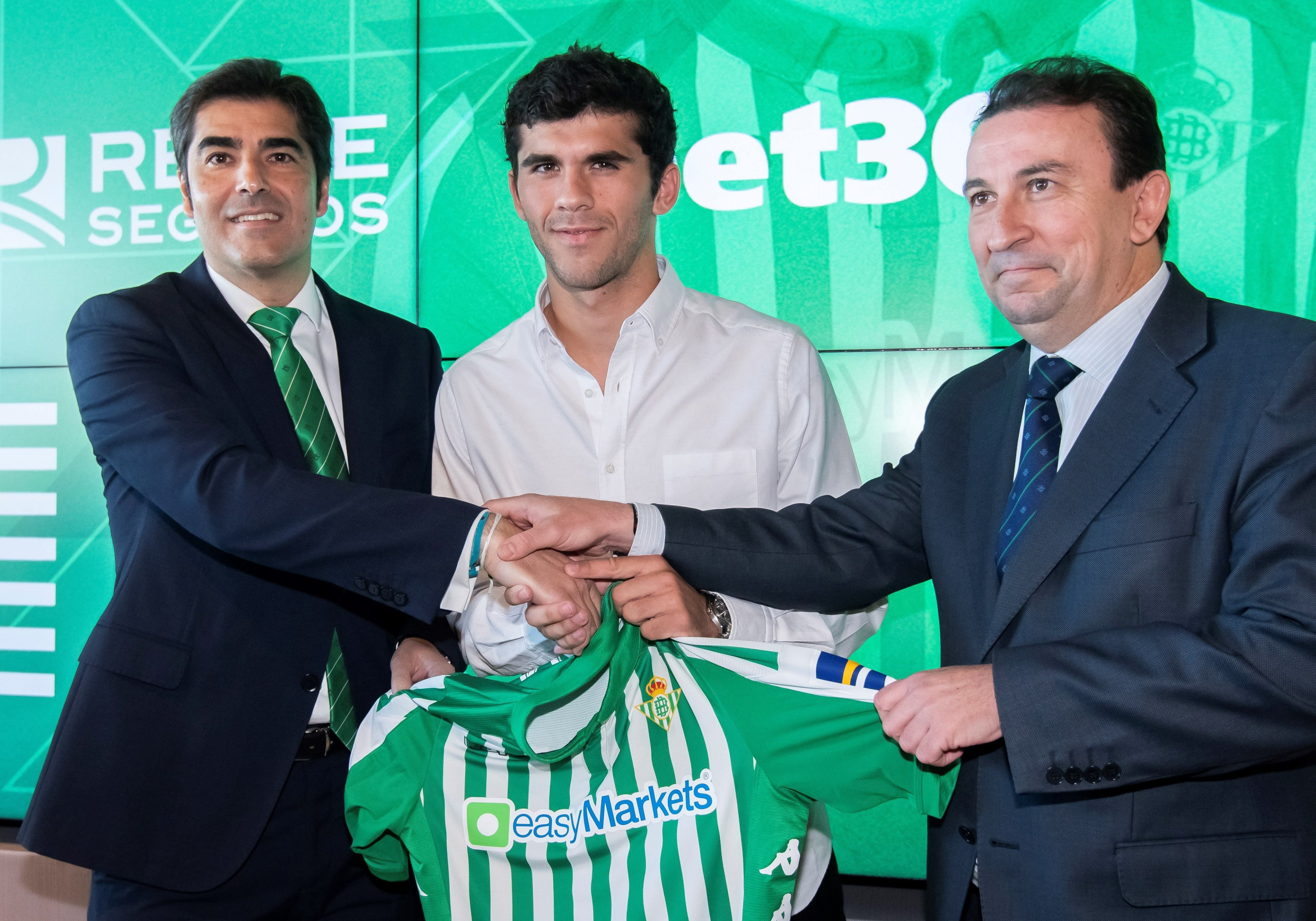 Carles Aleñá, en su presentación con el Betis | EFE