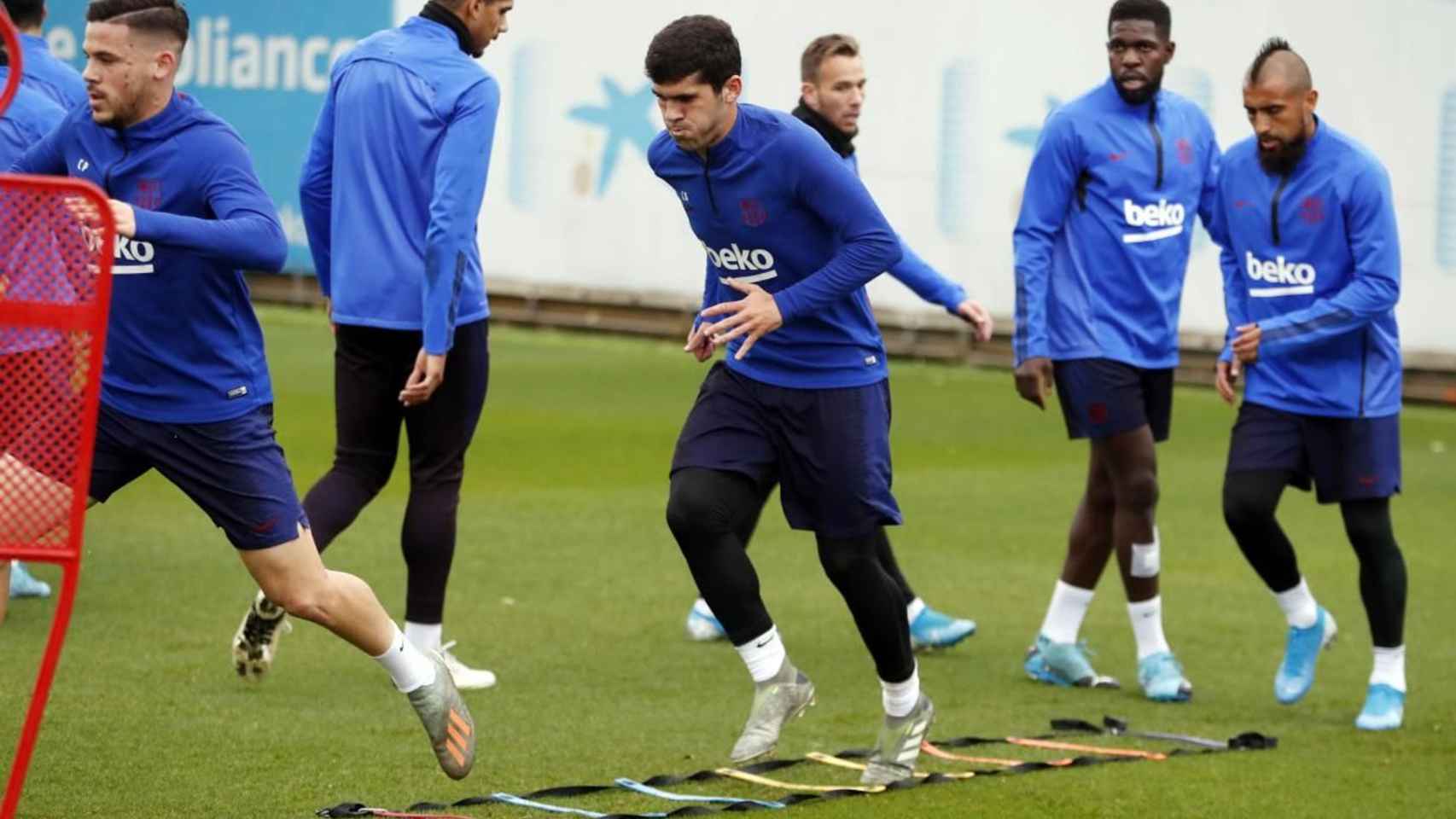 Carles Aleñá, entrenando con el FC Barcelona / FC Barcelona