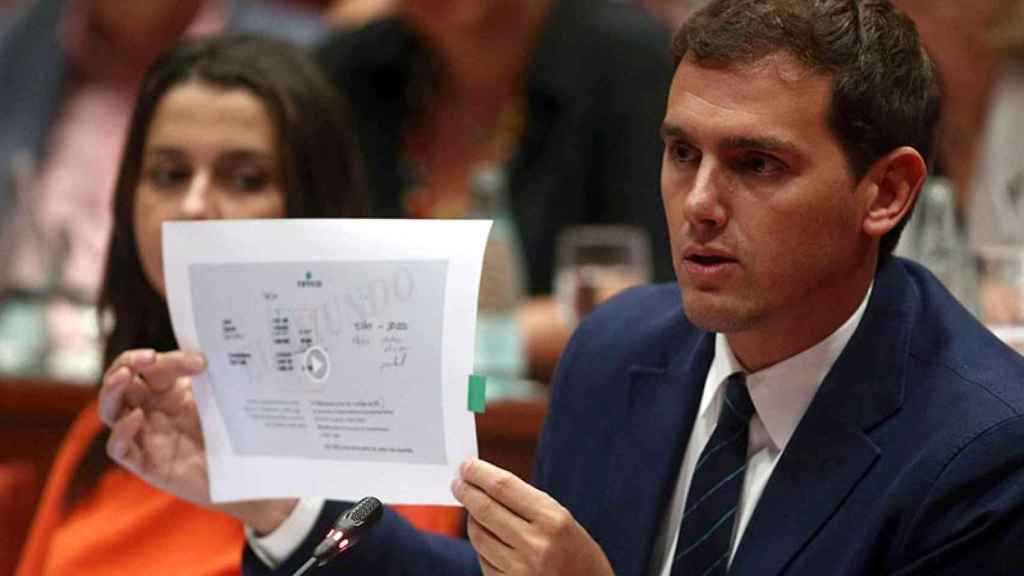 El líder de Ciudadanos, Albert Rivera, durante su intervención en la Diputación Permanente del Parlament