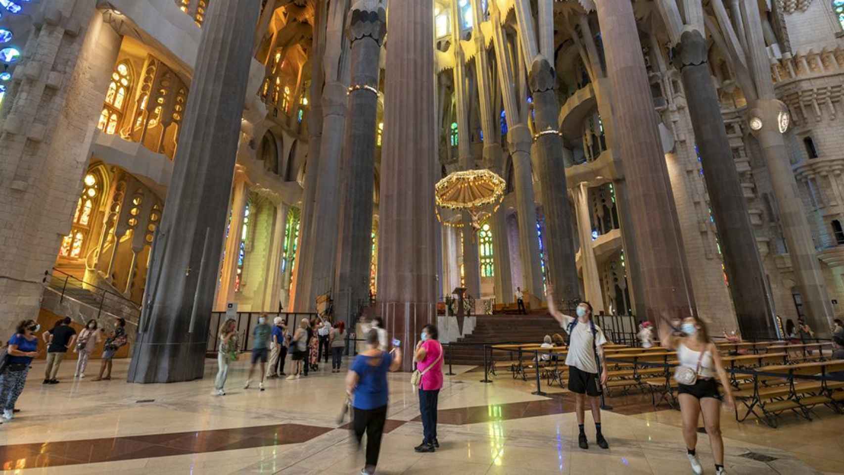 Interior de la Sagrada Familia / SAGRADA FAMILIA