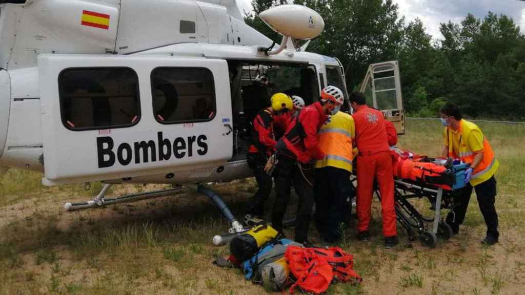 Uno de los rescates de montaña en Cataluña tras el estado de alarma / BOMBERS