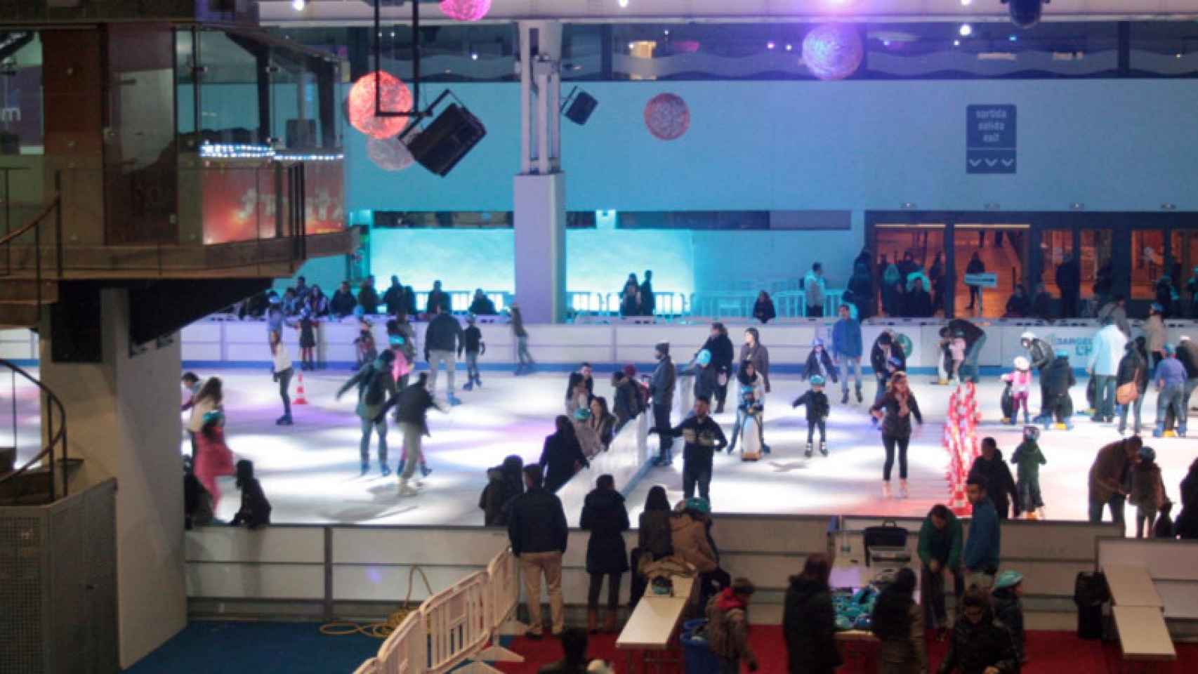 Pista de hielo Bargelona en l'Hospitalet de Llobregat.