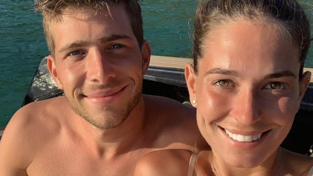 Una foto de Sergi Roberto y Coral Simanovich durante sus vacaciones / Instagram