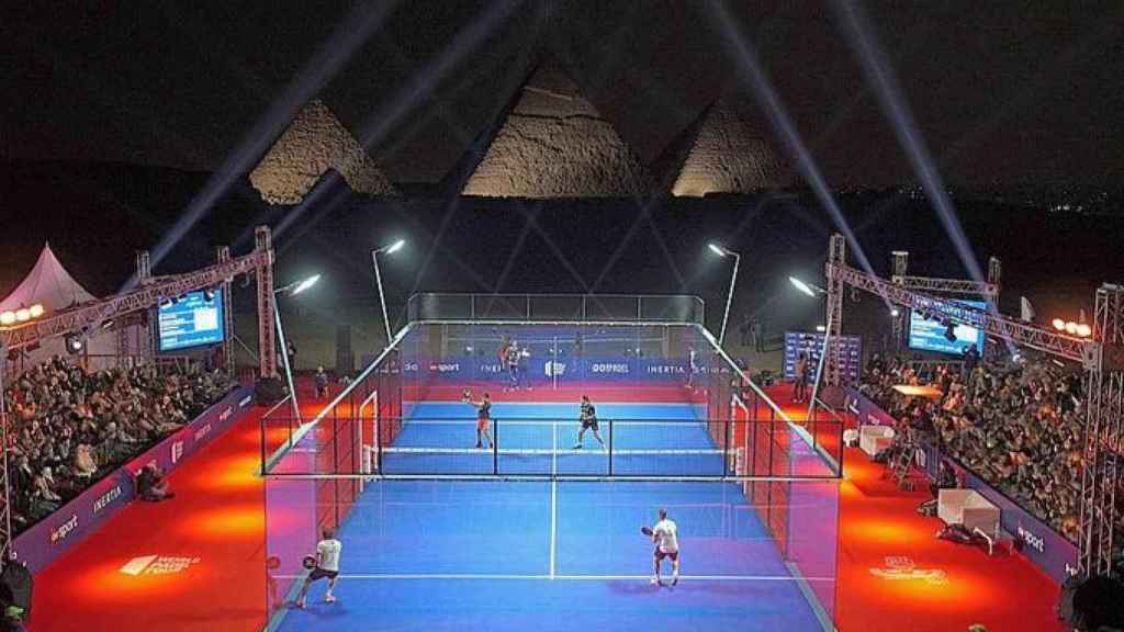 Imagen de un torneo de pádel perteneciente al World Padel Tour / REDES