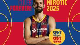 Nikola Mirotic en la imagen promocional de la renovación / FCB