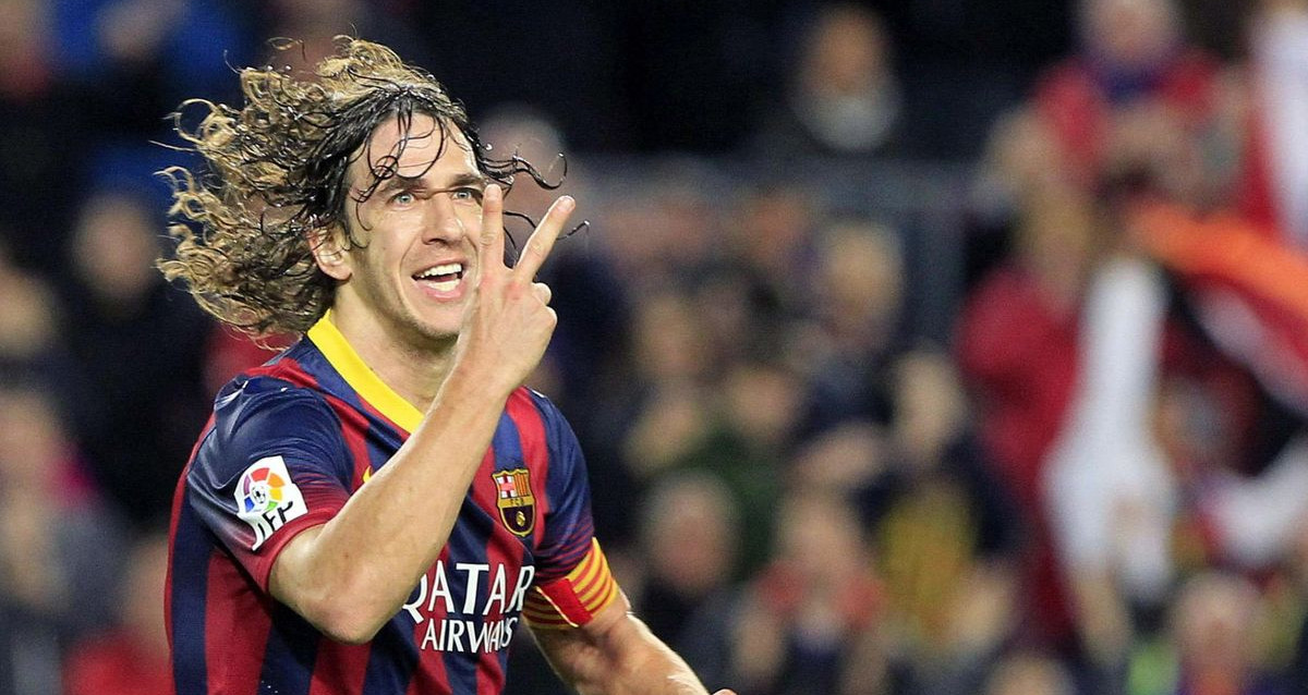 Carles Puyol, celebrando su último gol con el Barça en el 2014 / EFE