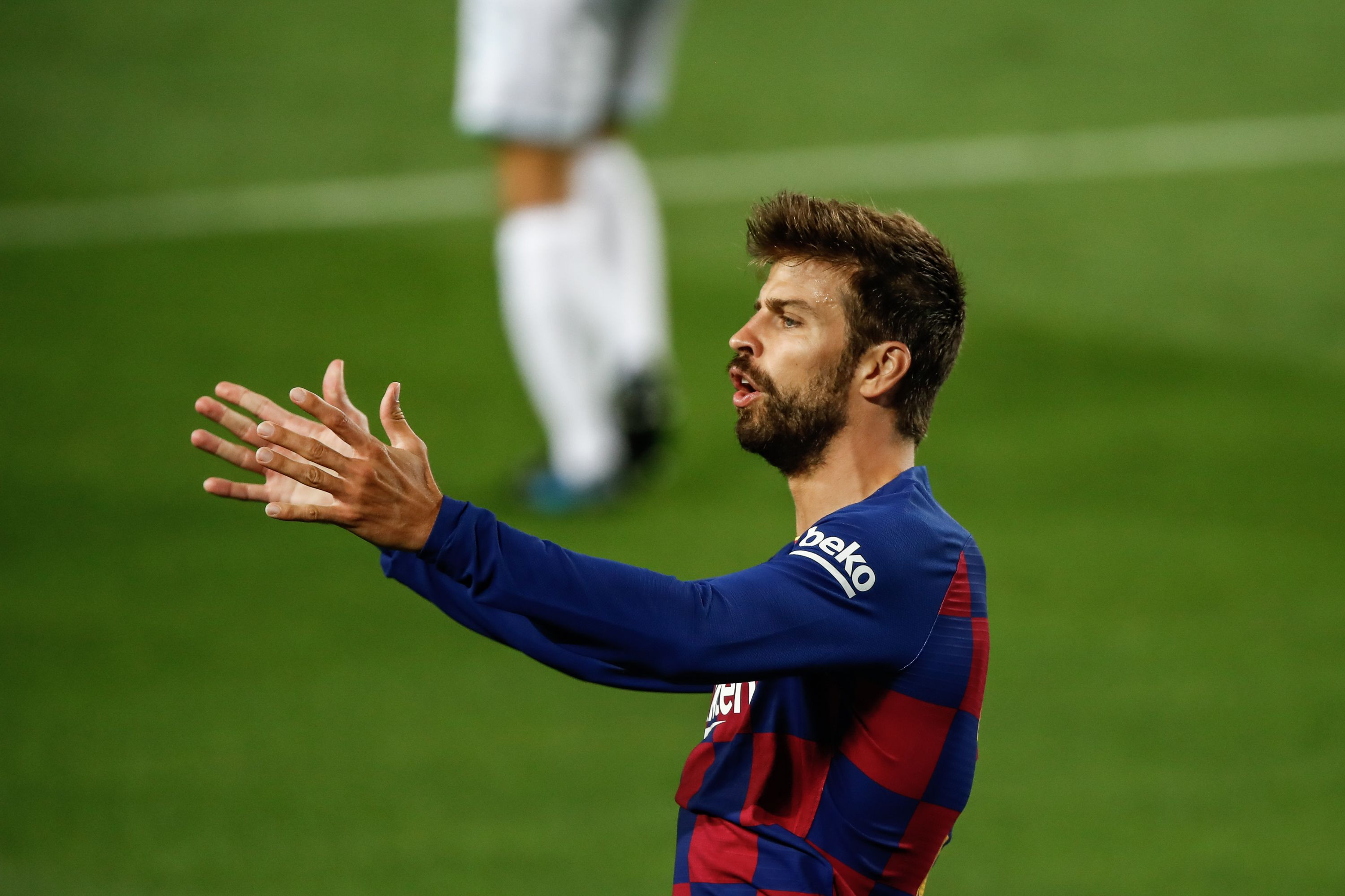 Gerard Piqué, en el partido ante Osasuna | EFE