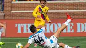 Antoine Griezmann jugando en Nápoles - Barça / EFE