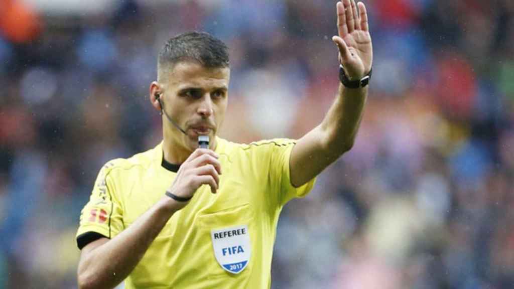 Una foto del colegiado Gil Manzano durante un partido / EFE