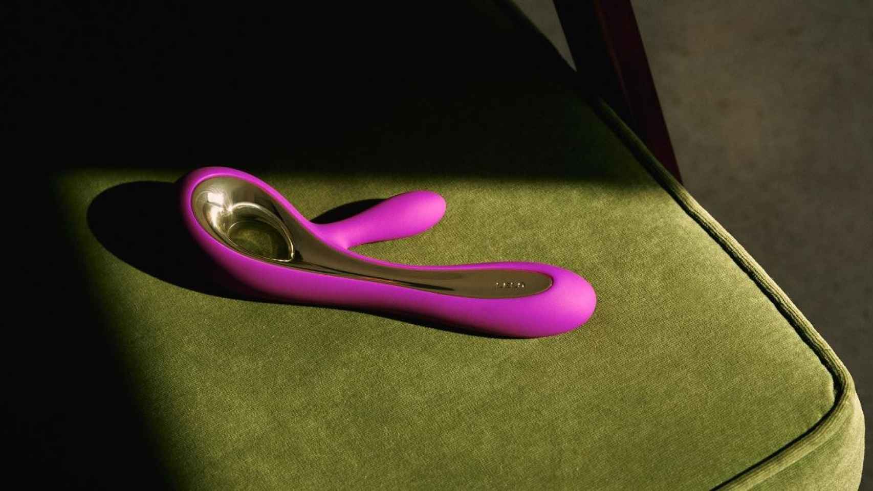 Un juguete sexual de la marca LELO: recomendaciones para viajar con ellos