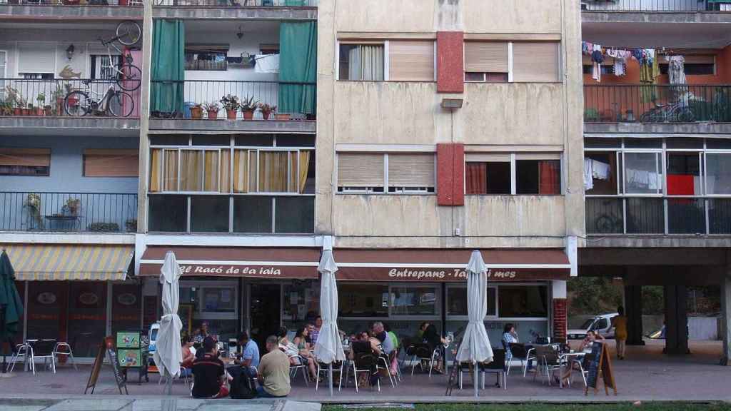 Viviendas de Ciudad Meridiana (2012) / VICENS