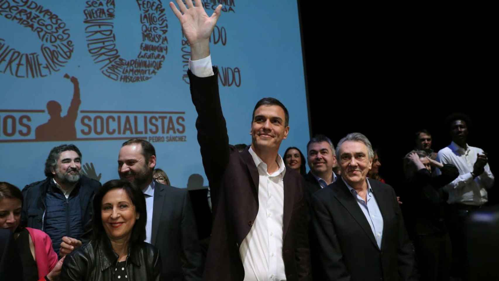 Pedro Sánchez y Manuel Escudero, de la dirección del PSOE, en una imagen de archivo / EFE