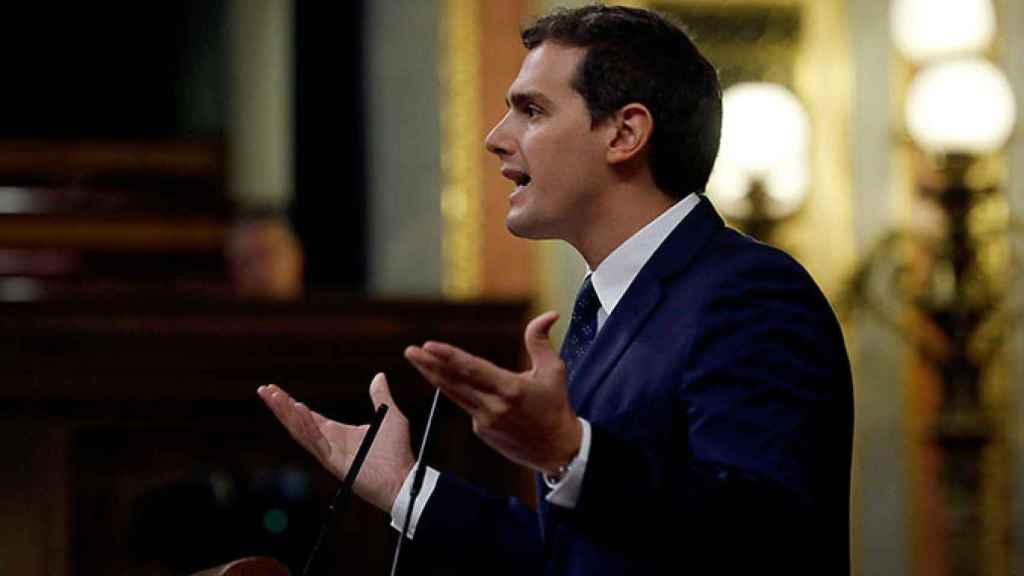 El líder de Ciudadanos, Albert Rivera, durante su intervención en el debate de investidura del jueves / EFE