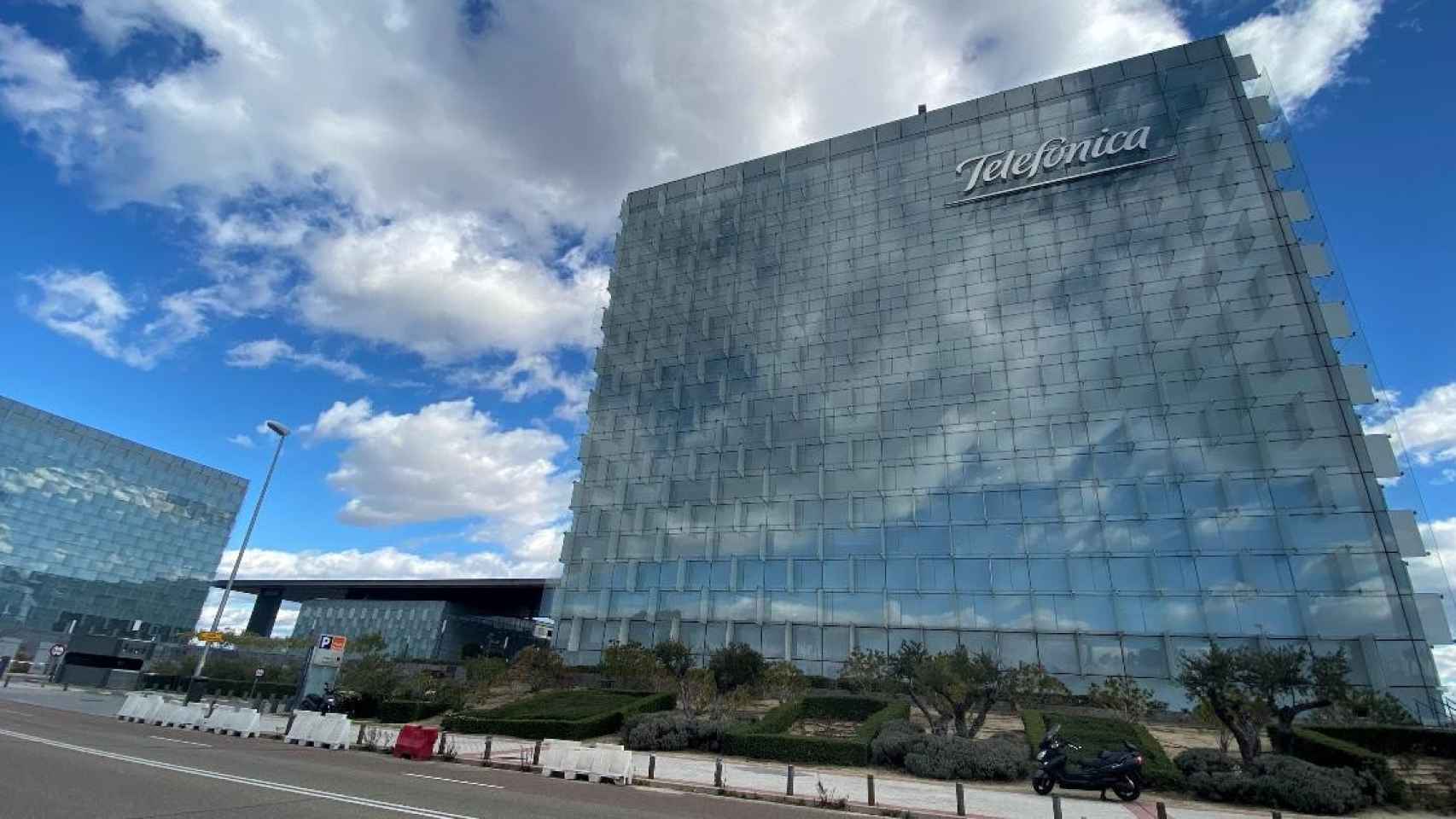 Edificio donde se encuentra la sede de Telefónica ubicada en Madrid / EP