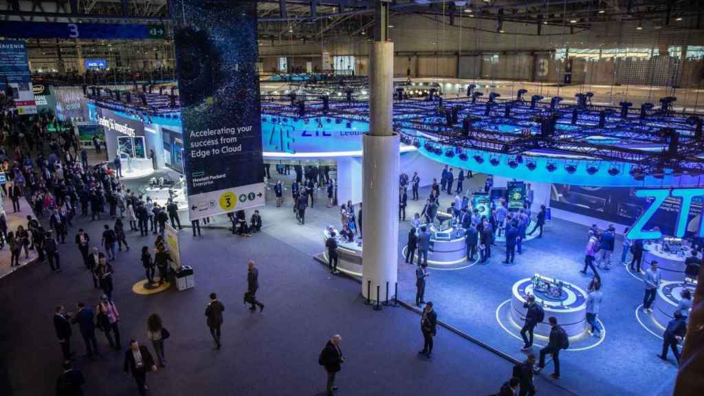 Plano general de uno de los pabellones del Mobile World Congress Barcelona de 2019 / EP