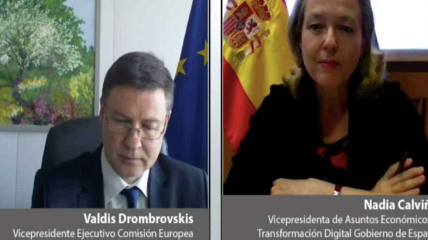 La vicepresidenta Nadia Calviño, junto al vicepresidente de la Comisión Europea, Valdis Drombrovskis