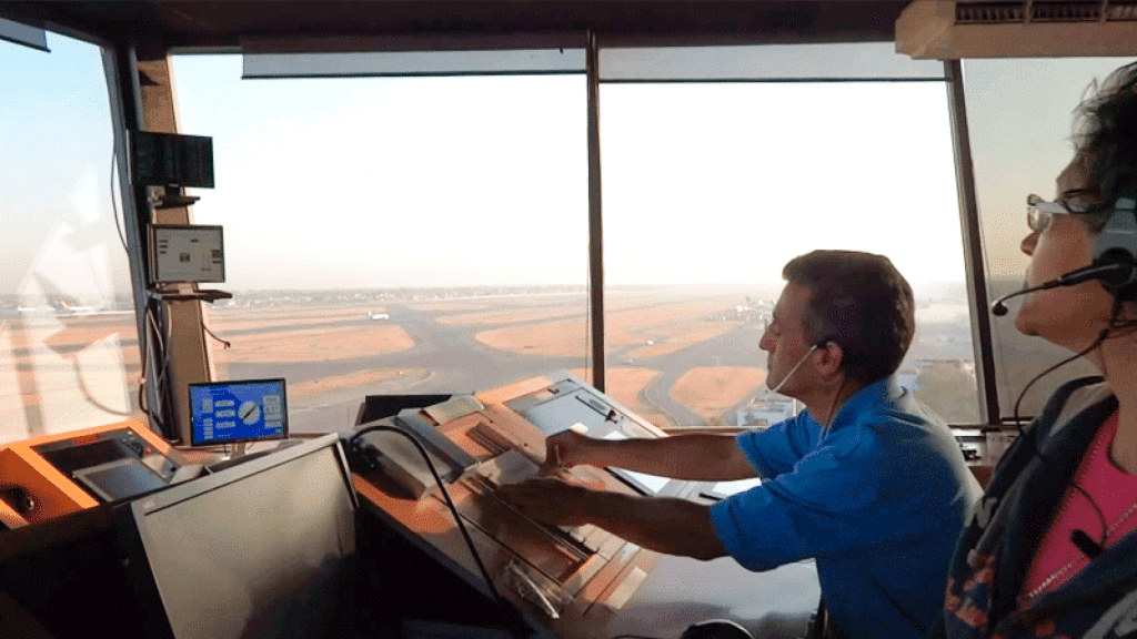 Tres nuevas sentencias y un auto de conciliación dan la razón a los controladores en el caos aéreo de 2010.