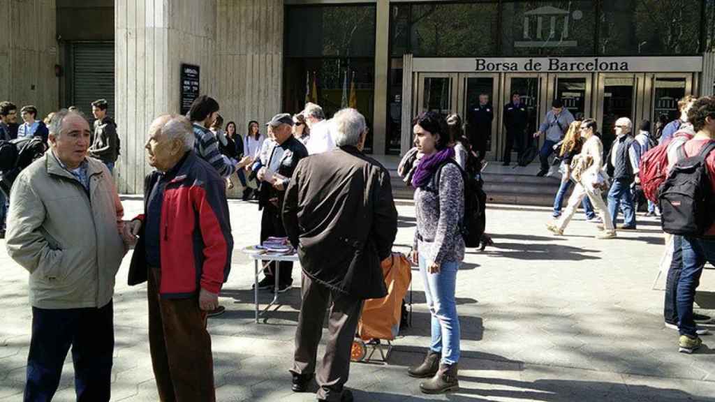 En la manifestación de esta mañana han participado muy pocas personas: el cansancio hace mella.