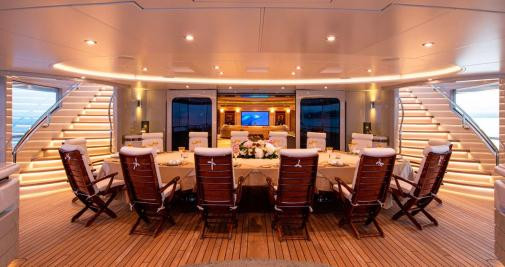 Imagen del comedor del yate 'Valerie', de Chemezov / Cedida