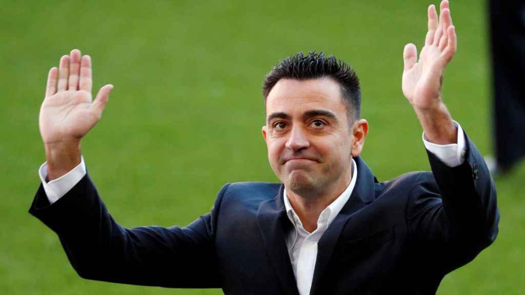 Xavi, emocionado como nuevo entrenador del Barça, ha explicado que Messi le ha deseado mucha suerte / EFE