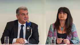 Joan Laporta, junto a Marta Segú, en una rueda de prensa en Colombia por los actos sociales de la Fundación / FCB