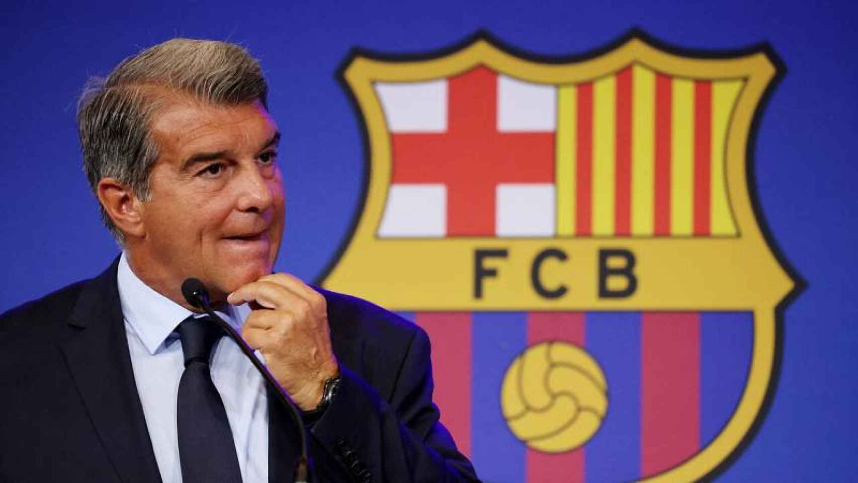 Joan Laporta, presidente del Barça, en una rueda de prensa / EFE