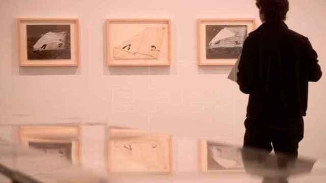 Una imagen de la exposición 'Antoni Tàpies. Teatro', en la Fundación Antoni Tàpies / EFE
