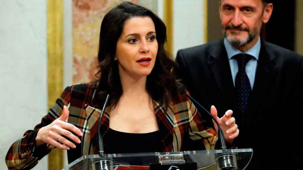 Inés Arrimadas, lideresa de Ciudadanos, en las instalaciones del Congreso / EFE