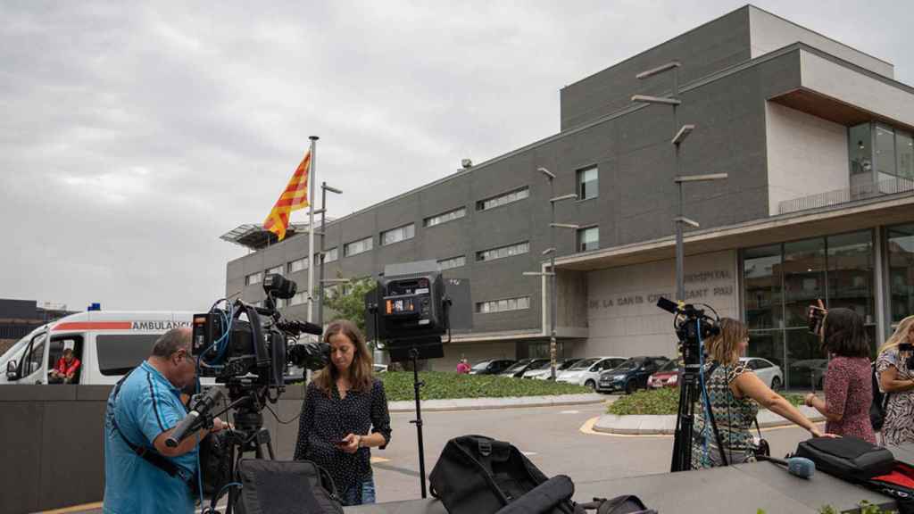 Hospital de San Pau de Barcelona, donde este miércoles Jordi Pujol será sometido a una prueba cerebral para conocer las secuelas que le ha causado el ictus / EUROPA PRESS