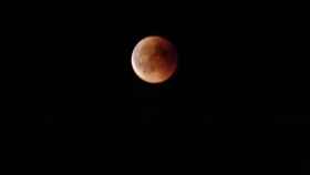 El eclipse lunar visto desde Villanueva de la Cañada,en Madrid