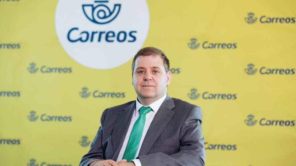 El presidente de Correos, Juan Manuel Serrano