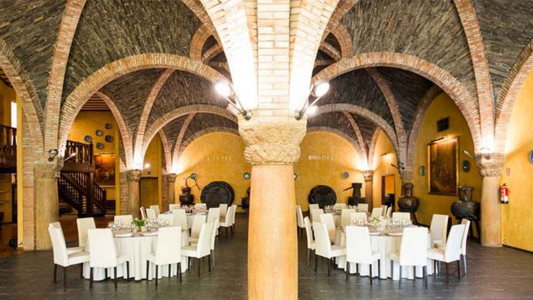 Espacio de Cava Rondel, una de las masías puesta en venta por Carlyle / CODORNÍU