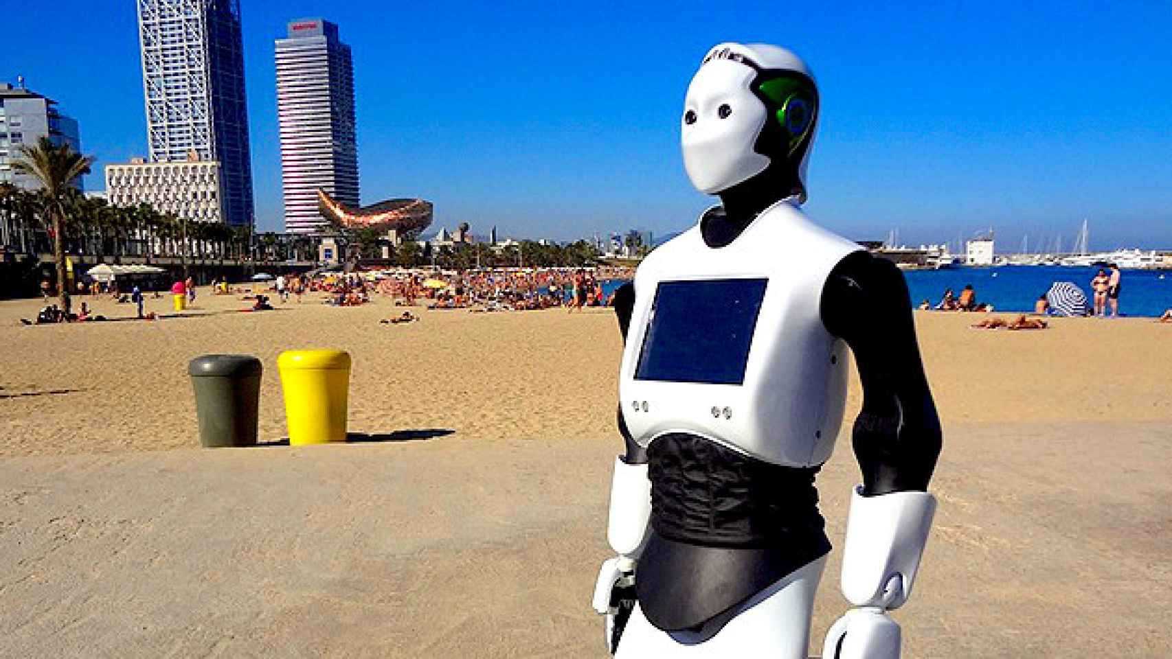 Imagen de REEM, uno de los bípedos inteligentes que crea PAL-Robotics desde Barcelona / CG