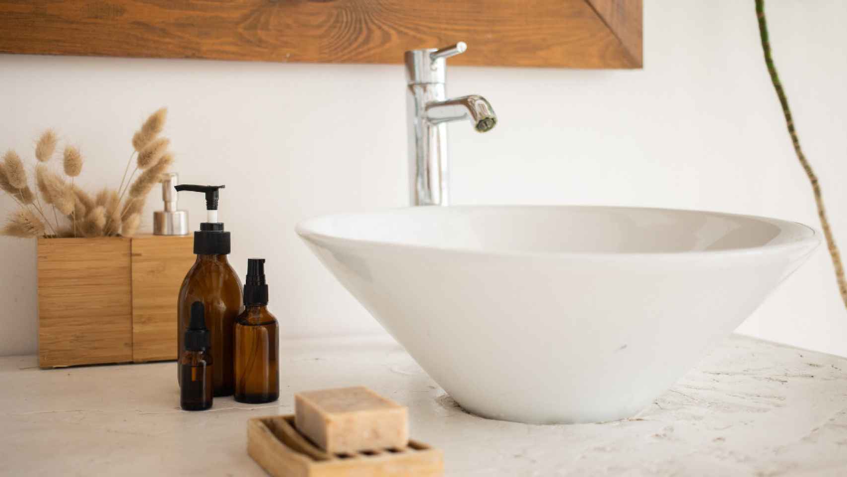 Baño con productos ecológicos / PEXELS