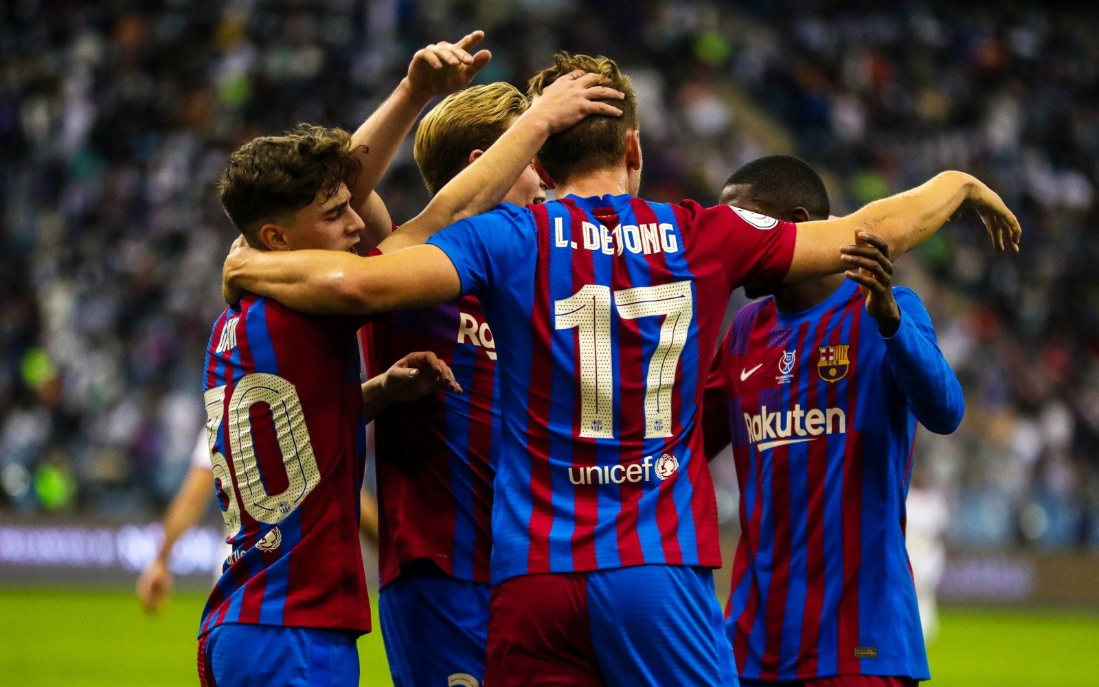 Los jugadores del Barça celebran el segundo gol ante el Real Madrid, en la Supercopa, marcado por Ansu Fati / FCB