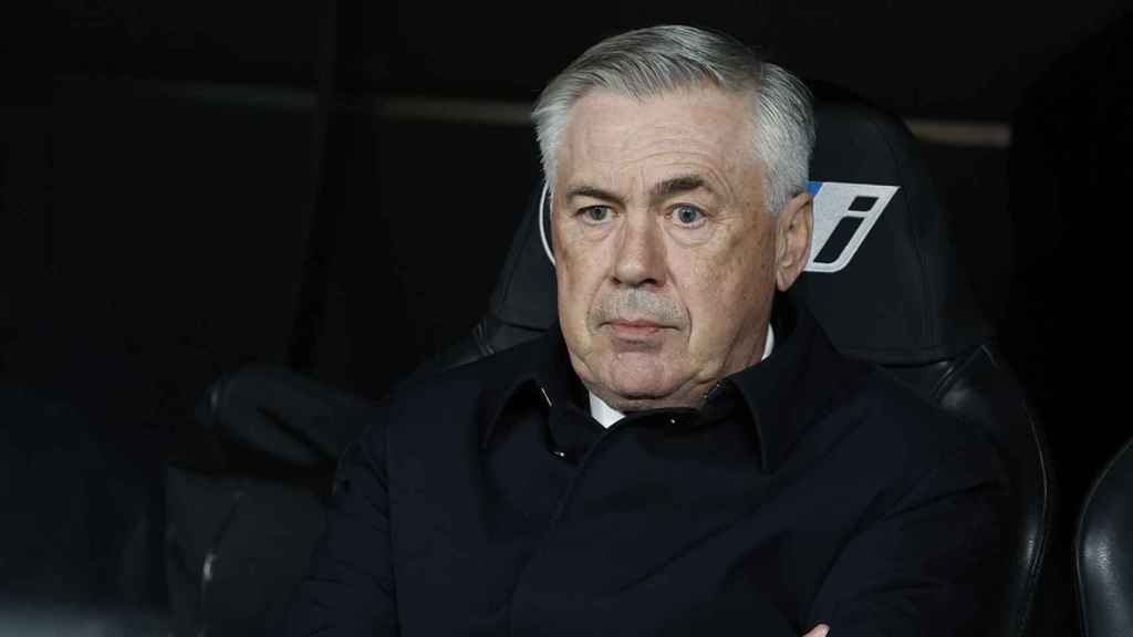 Carlo Ancelotti, en el banquillo del Bernabéu, en el clásico de Copa / EFE