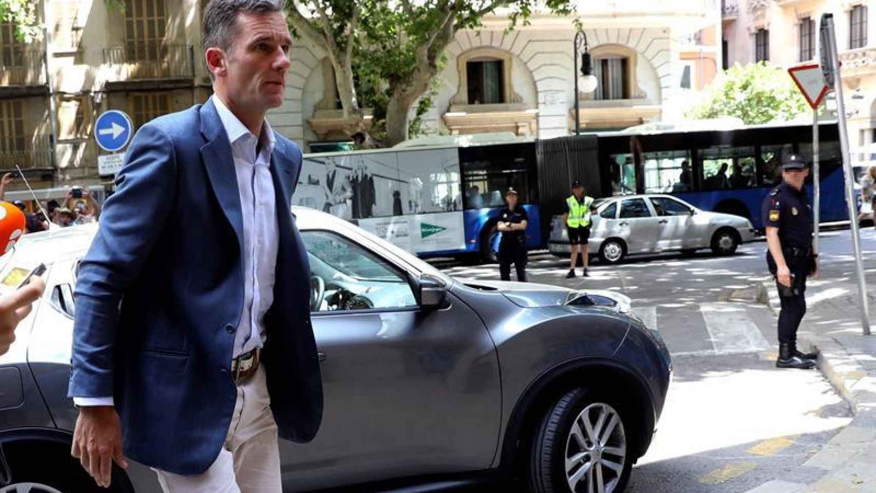 Iñaki Urdangarin a su llegada a la Audiencia de Palma de Mallorca / EFE