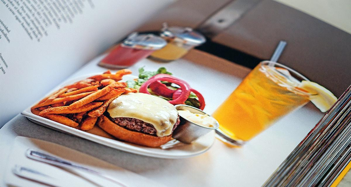 La hamburguesa, su plato más internacional / NUEVA YORK. LAS RECETAS DE CULTO