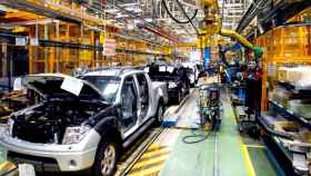 Interior de la fábrica de Nissan en la Zona Franca de Barcelona / EFE