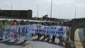 La plantilla de ABB en Sant Quirze del Vallès protesta este jueves frente a la factoría contra el nuevo ERE presentado en el grupo.