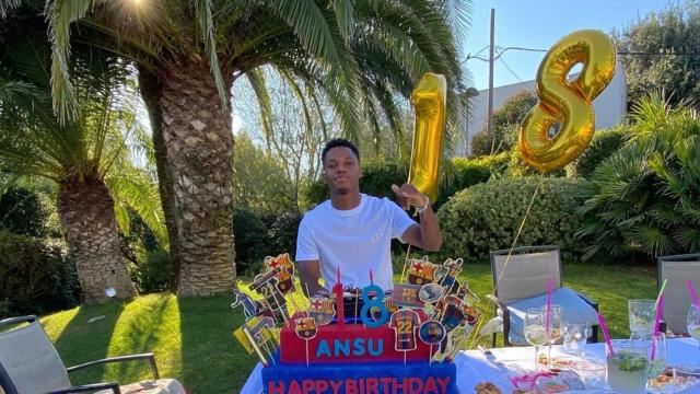 Ansu Fati, en su casa, cuando celebró los 18 años / REDES