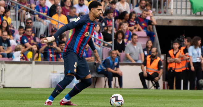 Ronald Araujo - Barça VS Elche / LUIS MIGUEL AÑÓN (CG)